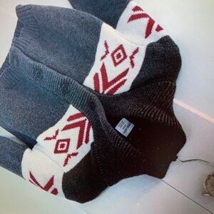 Adorable pullover festive holidays colors zipper sweater